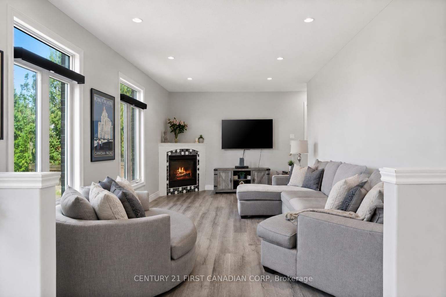155 Spencer Avenue photo 24