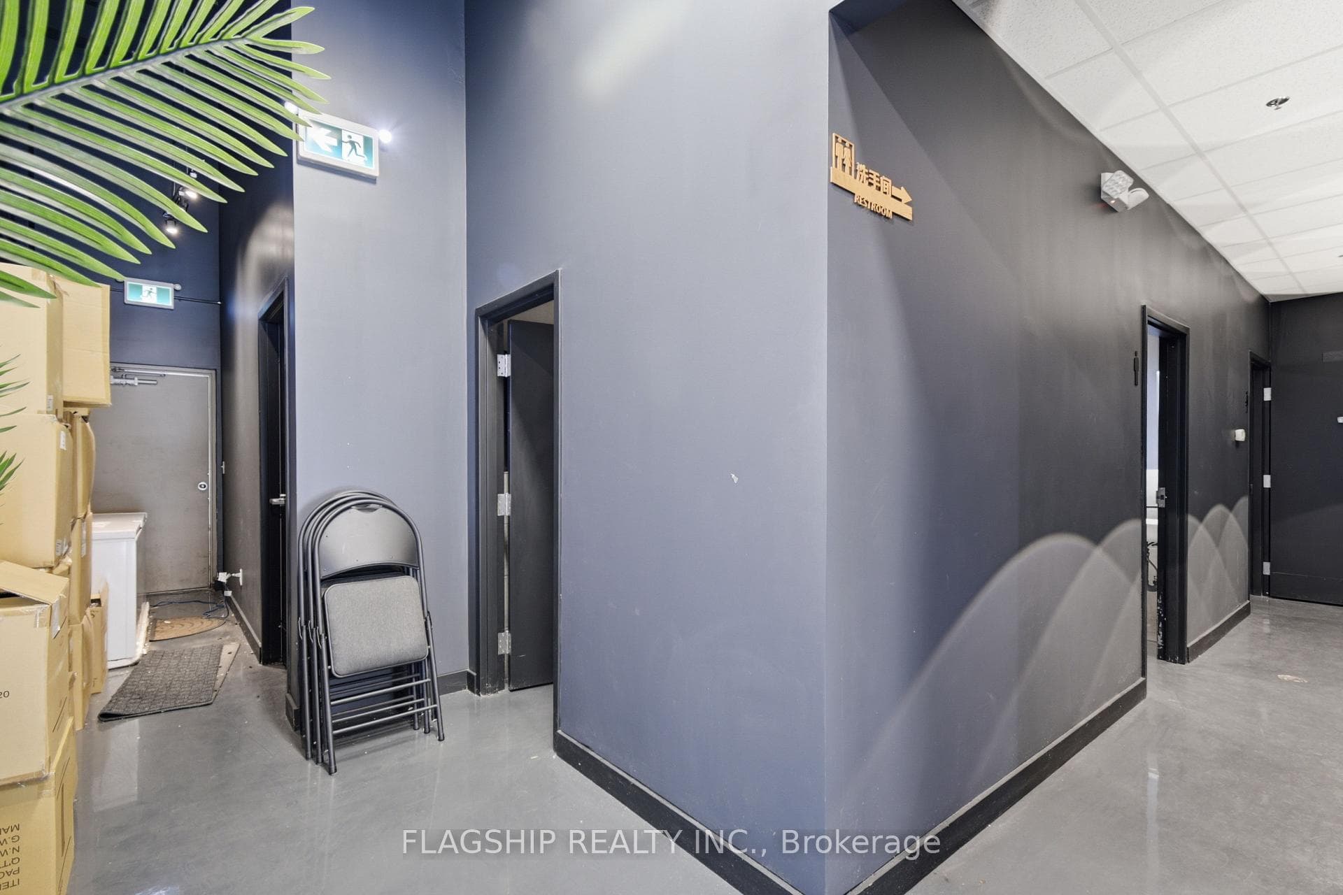 1555 Talbot Road Unit 110 photo 25