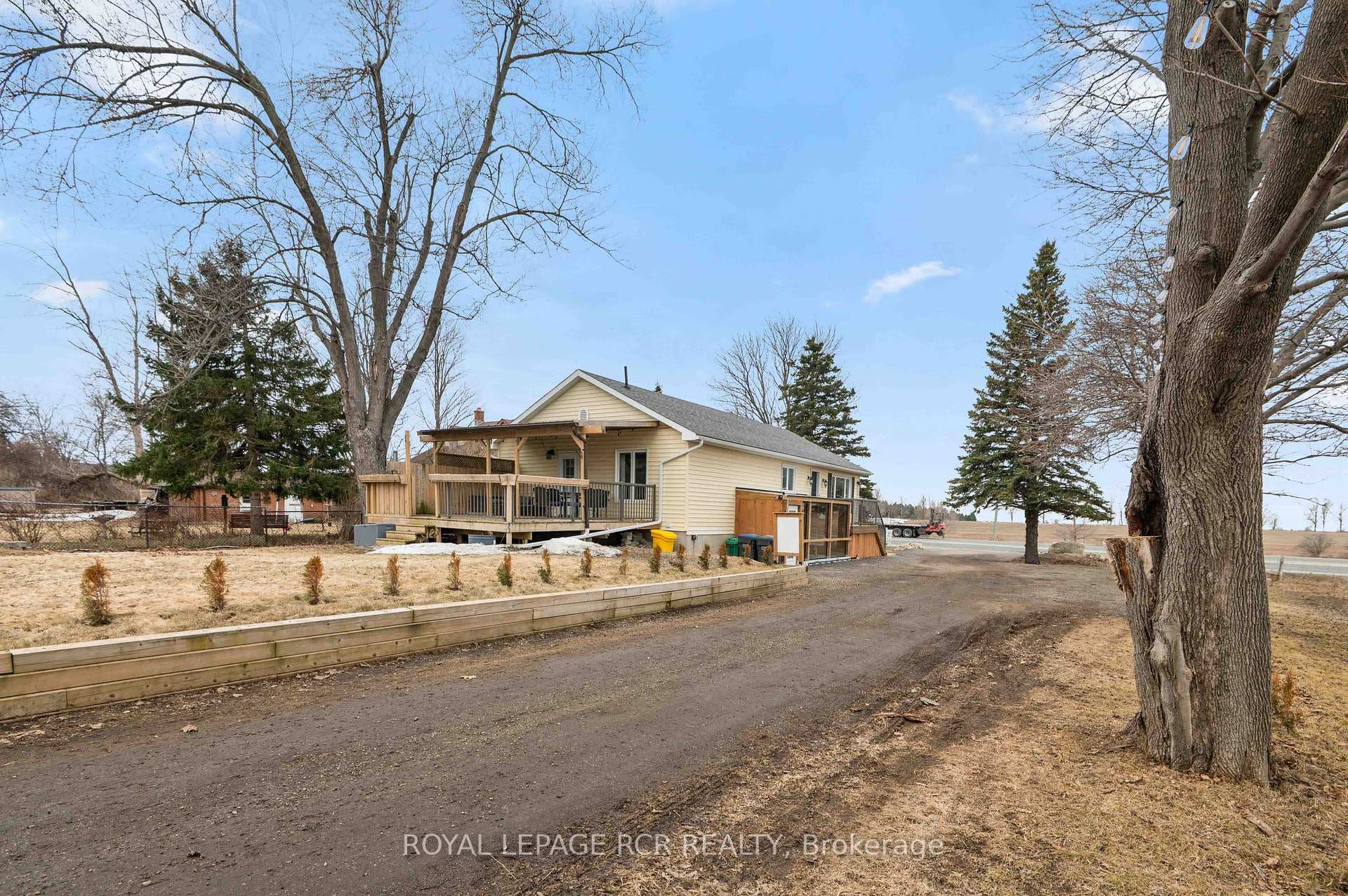 18637 Hurontario (Hwy 10) Street photo 30