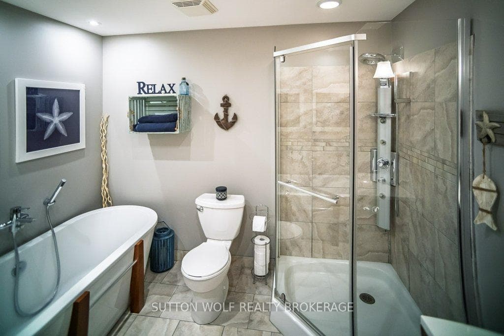 358 Drury Lane photo 21