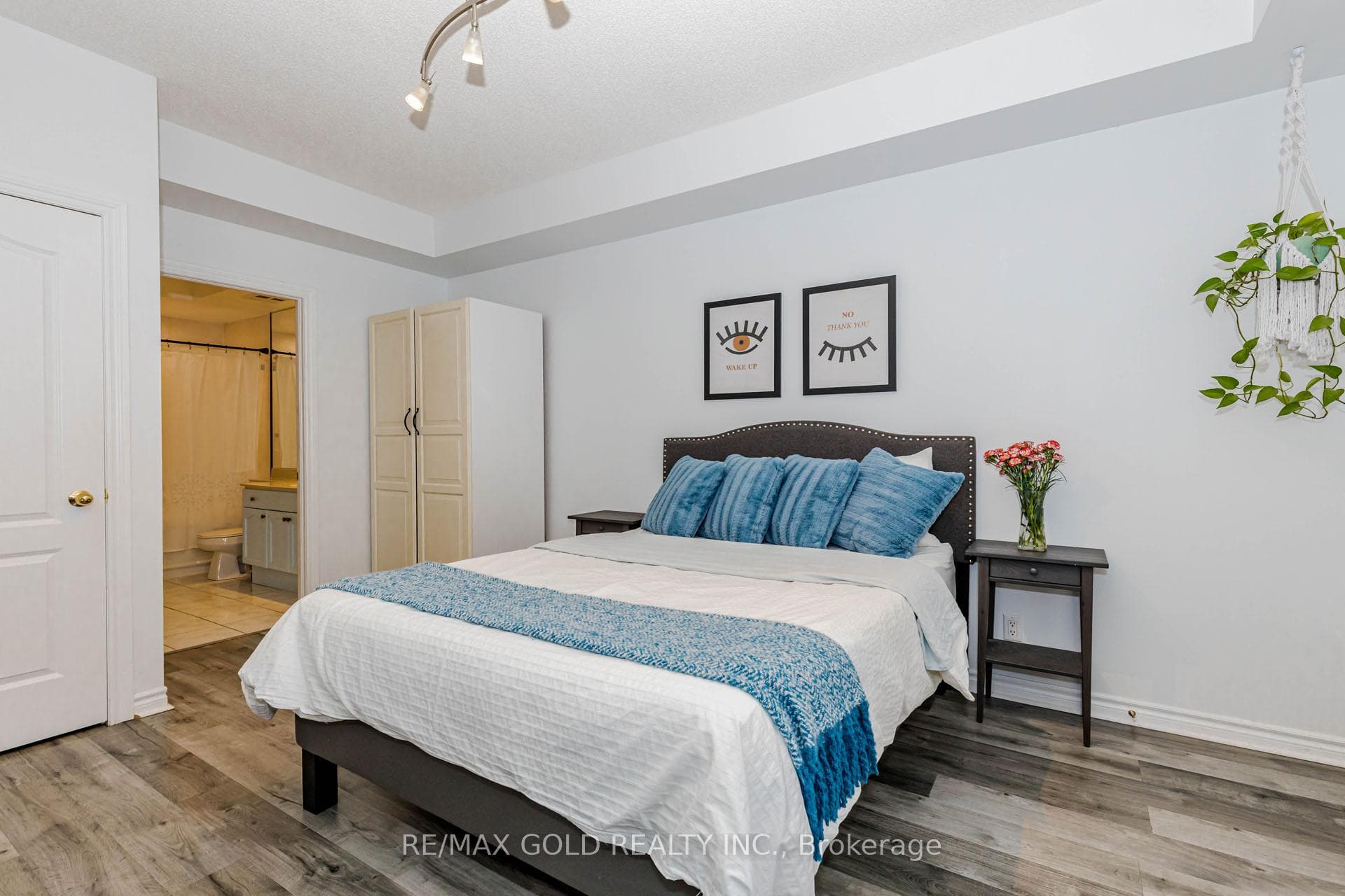 3351 Cawthra Road Unit 223 photo 30