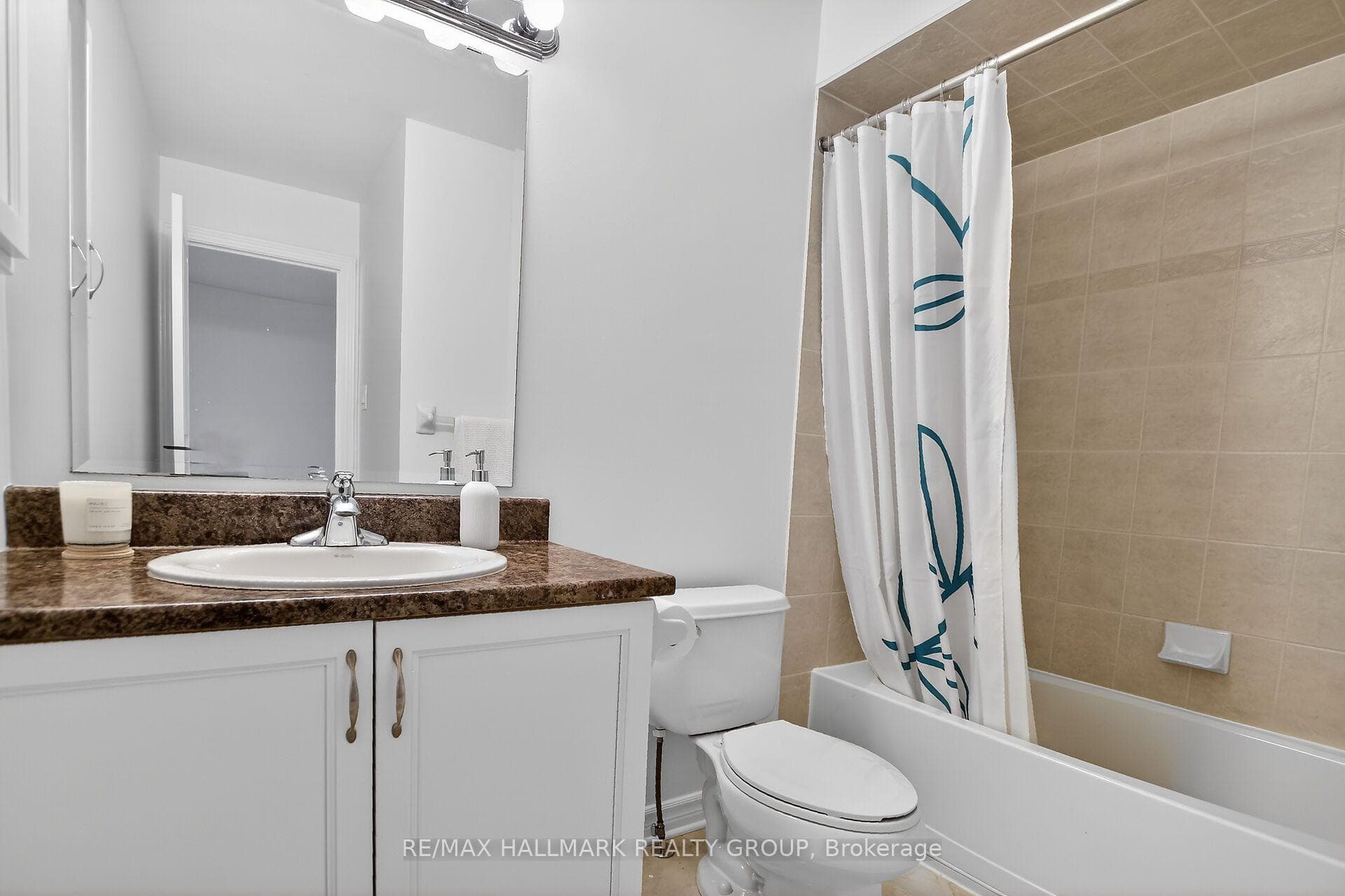 450 Sultan Street photo 34