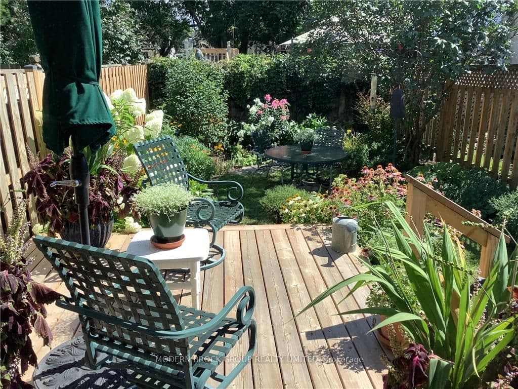 57 BROCK Street photo 29
