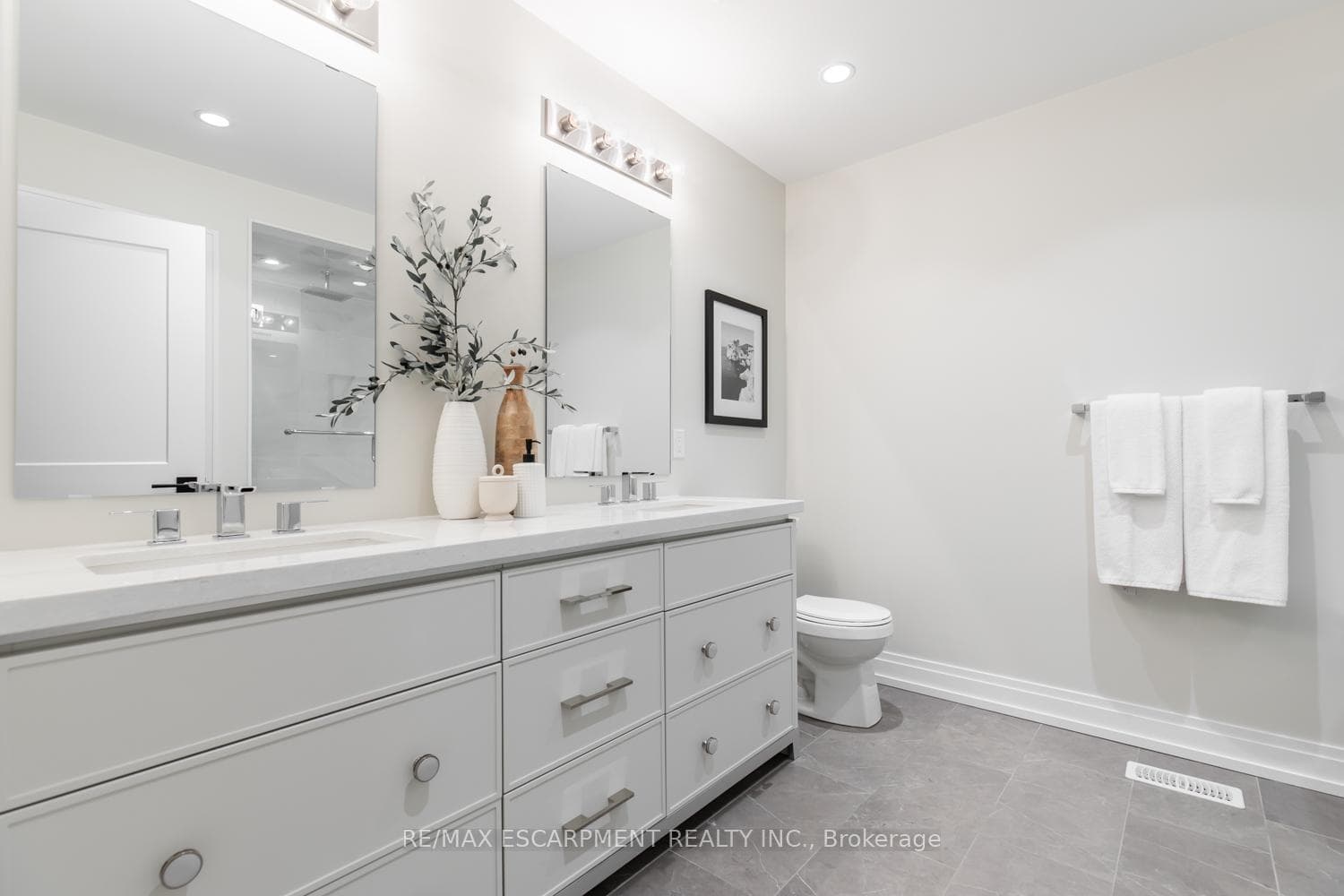 60 Great Falls Boulevard photo 29