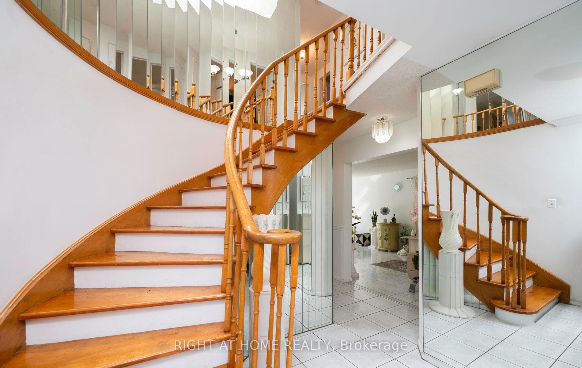 163 Ponymeadow Terrace photo 14