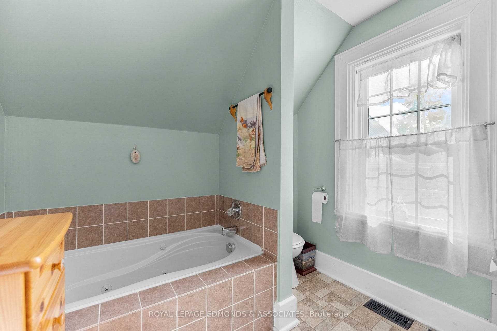 1799 Beachburg Road photo 35