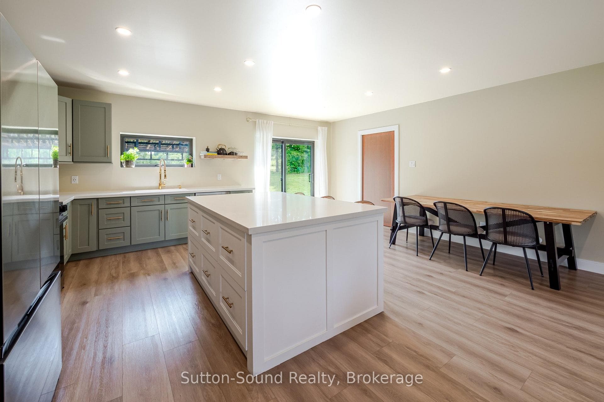 115 Gordon Street photo 17