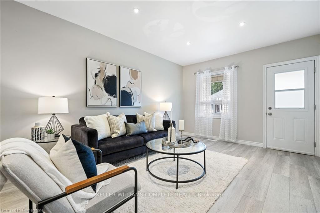 100 Park Row photo 5