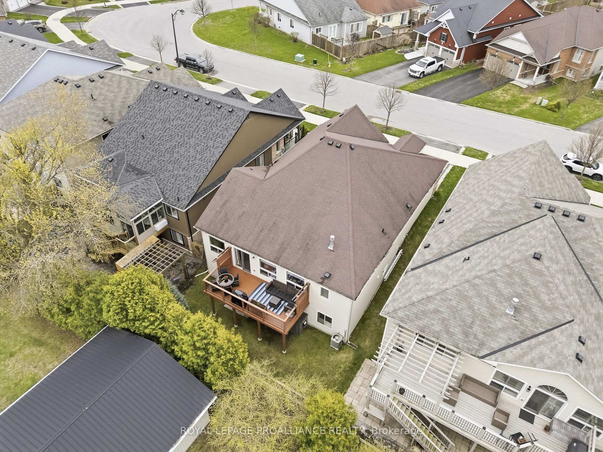 96 White Drive photo 48