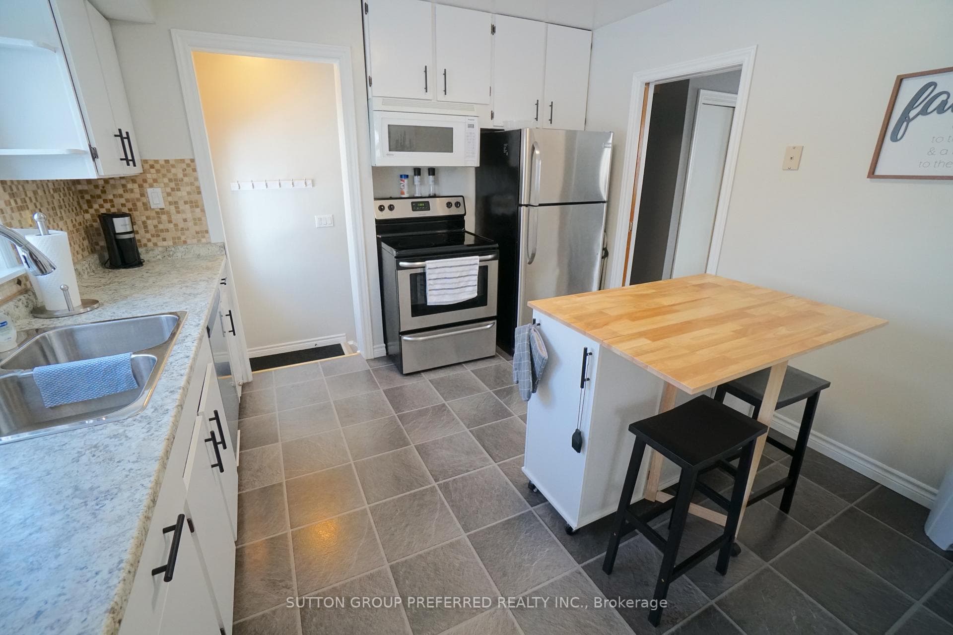 401 Regal Drive photo 19