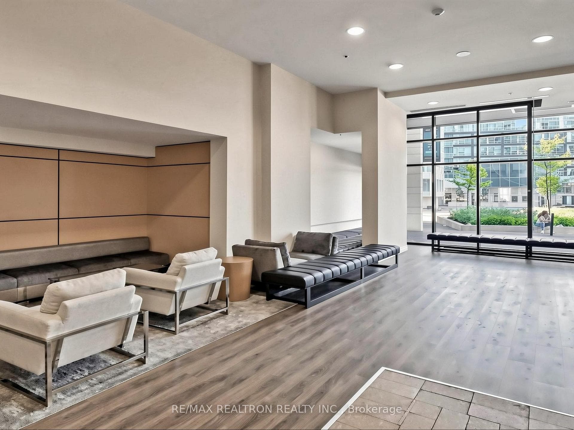 2910 HWY 7 Road Unit 3101 photo 4