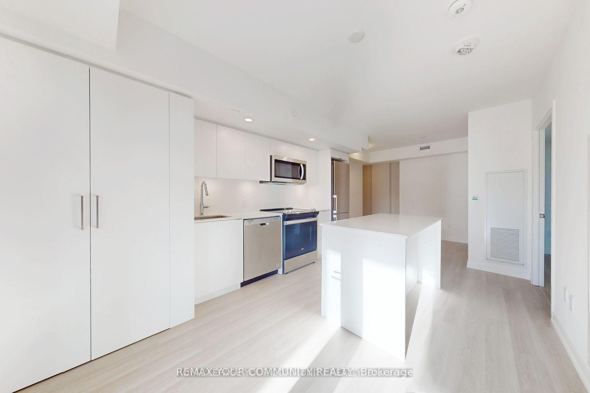 500 Wilson Avenue Unit 437 photo 4