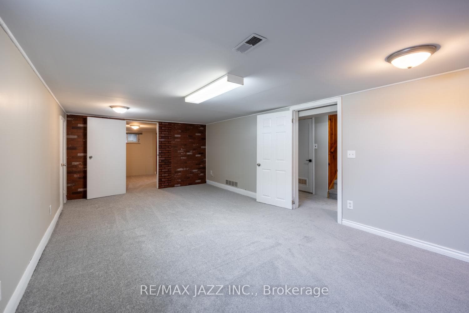 52 Liberty Street photo 18