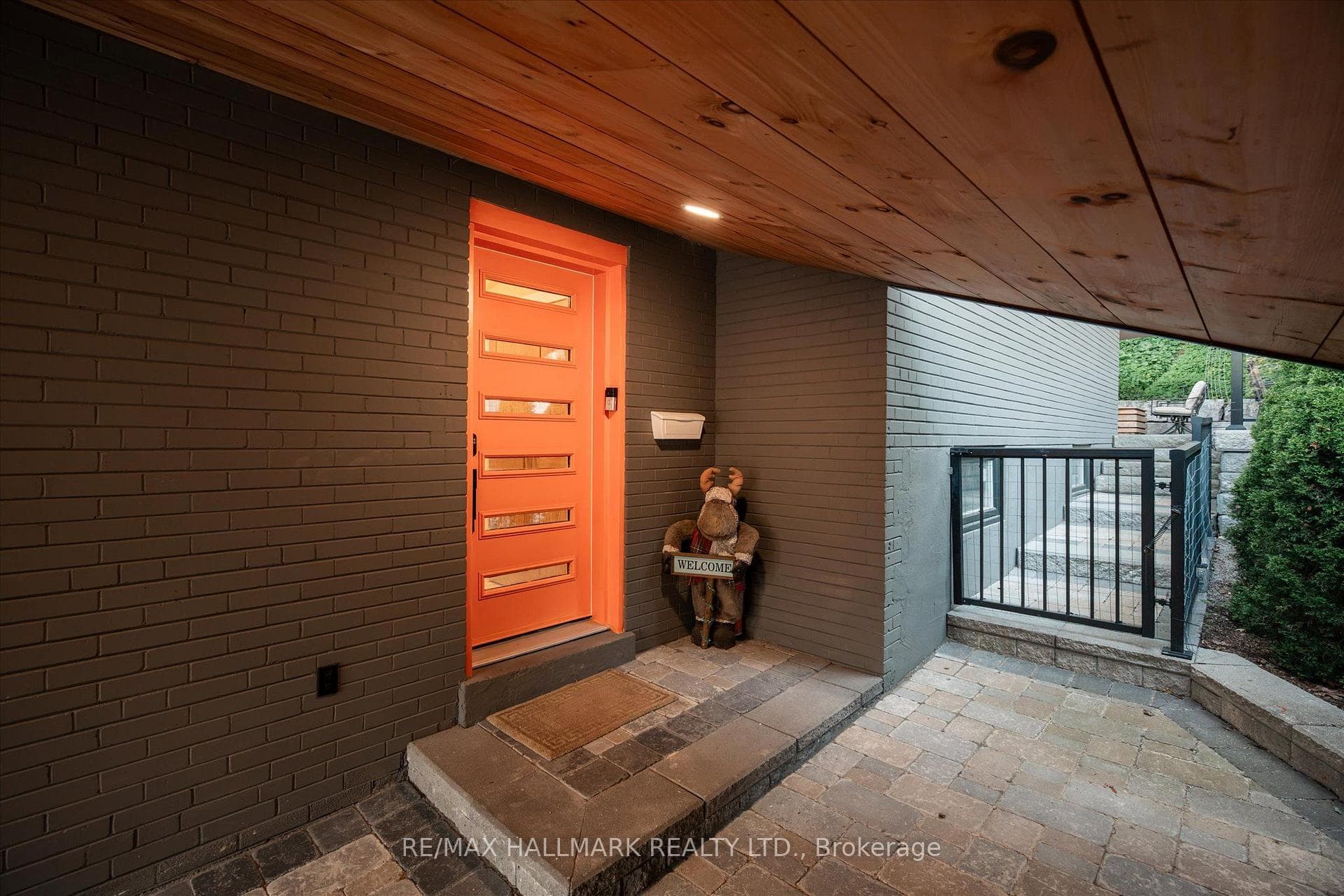 76 Felicity Drive photo 5