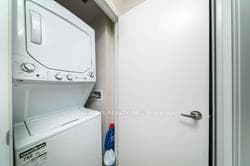 2152 Lawrence Avenue Unit 204 photo 7