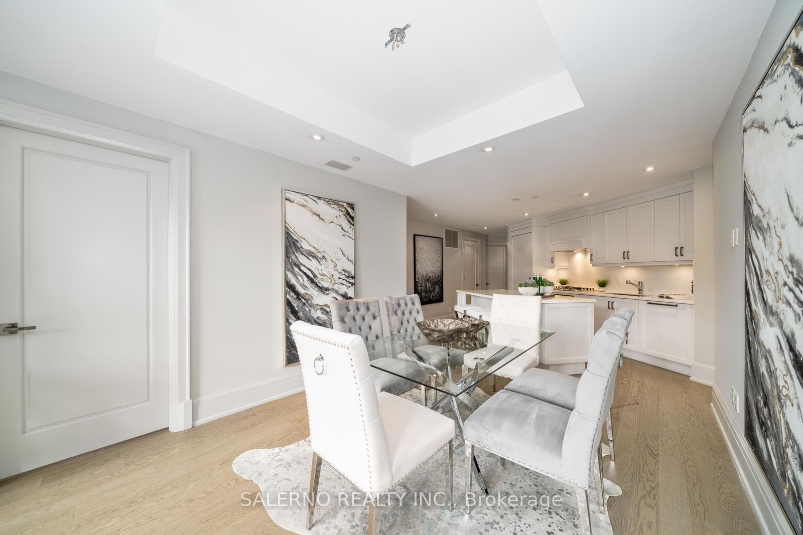 181 Davenport Road Unit 201 photo 21