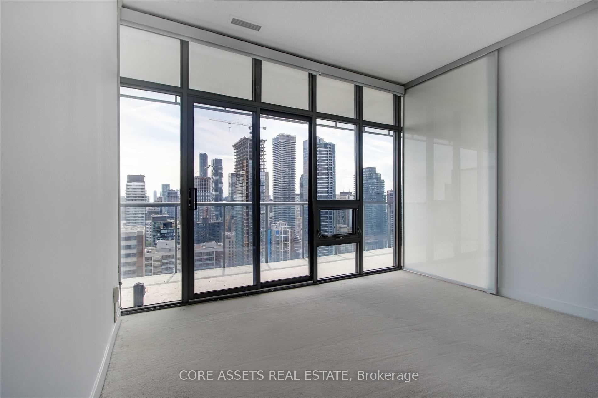 33 Charles Street Unit 2704 photo 9