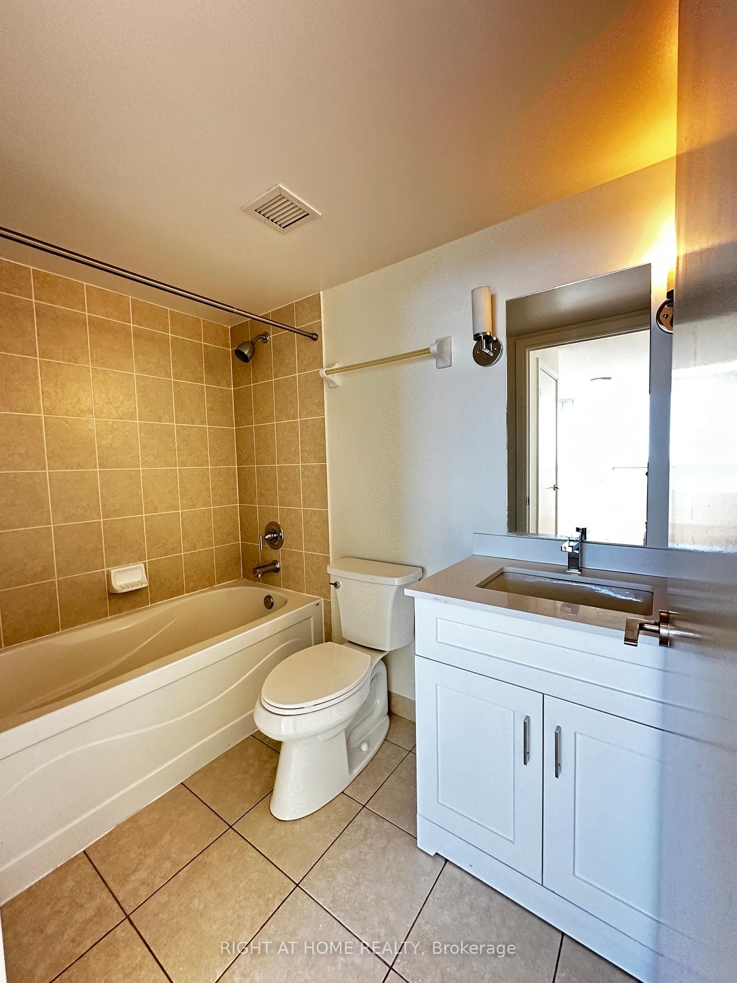 25 Viking Lane Unit 2450 photo 12