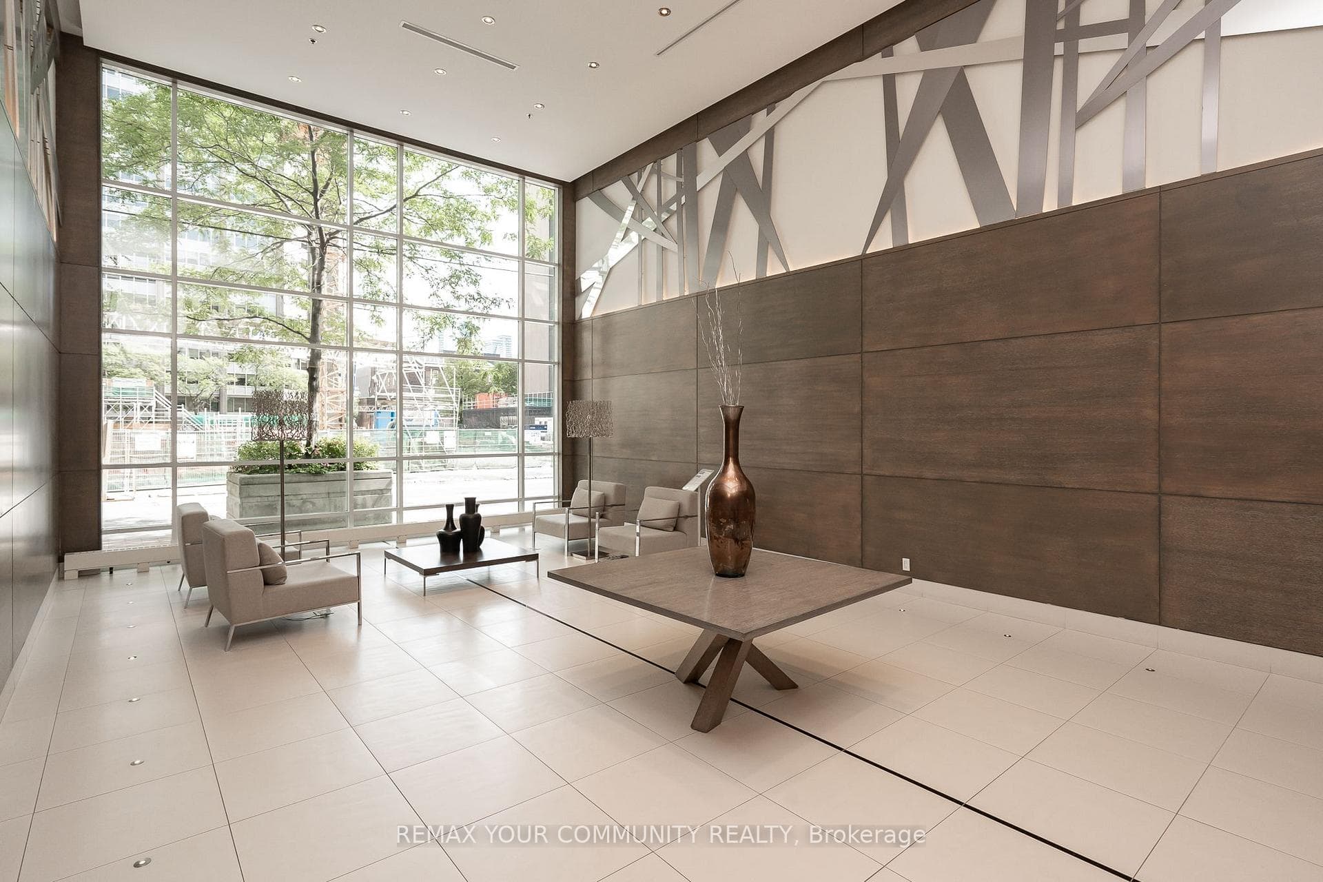 Lobby 3