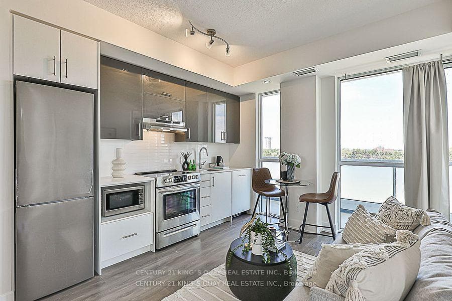 188 Fairview Mall Drive Unit 715 photo 10