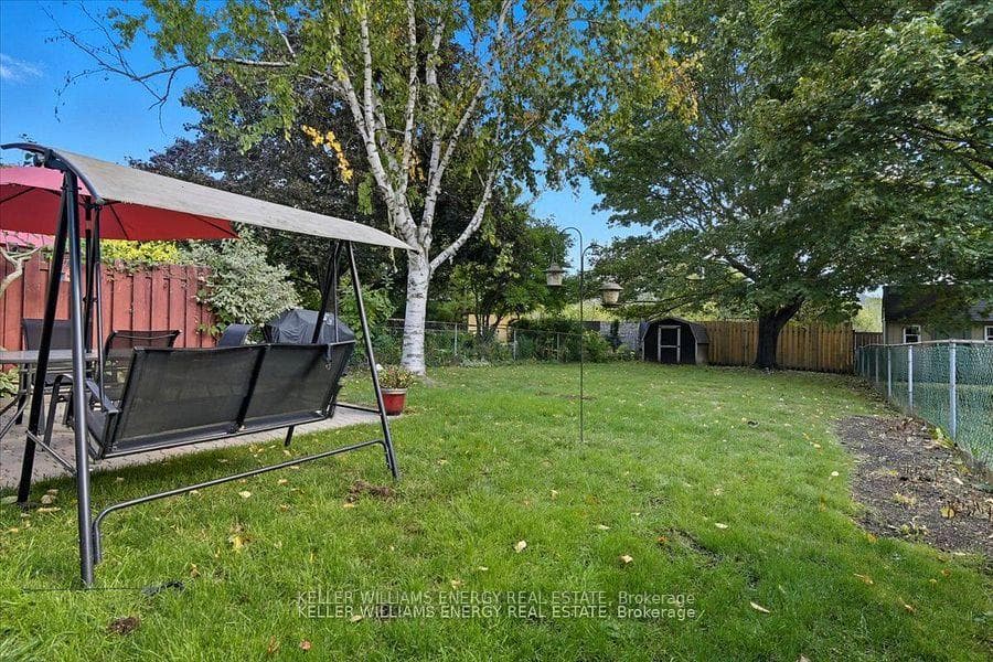 95 Delmark Boulevard photo 35