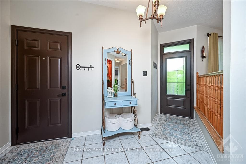 1597 DUPLANTE Avenue photo 2