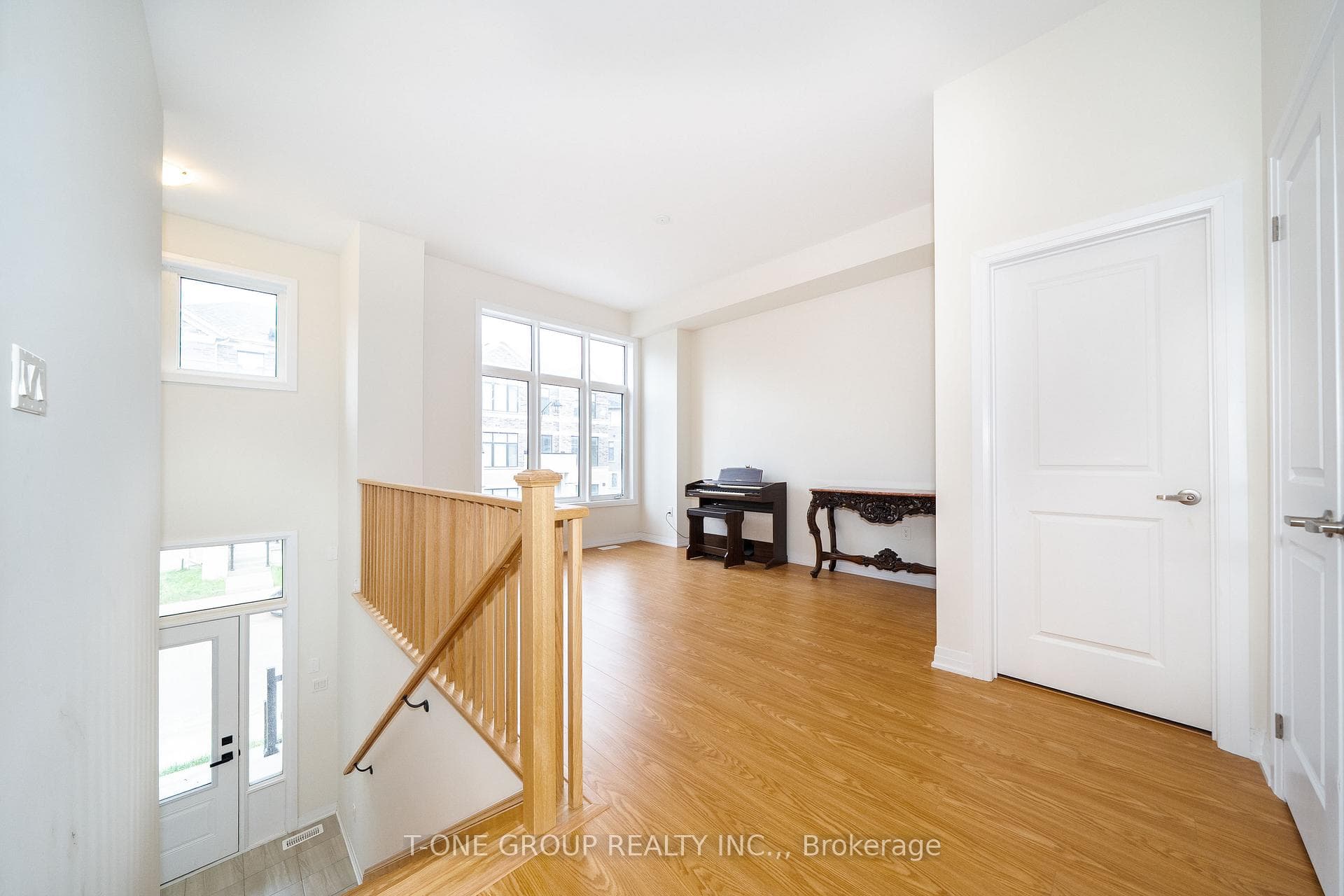 71 Millman Lane photo 5