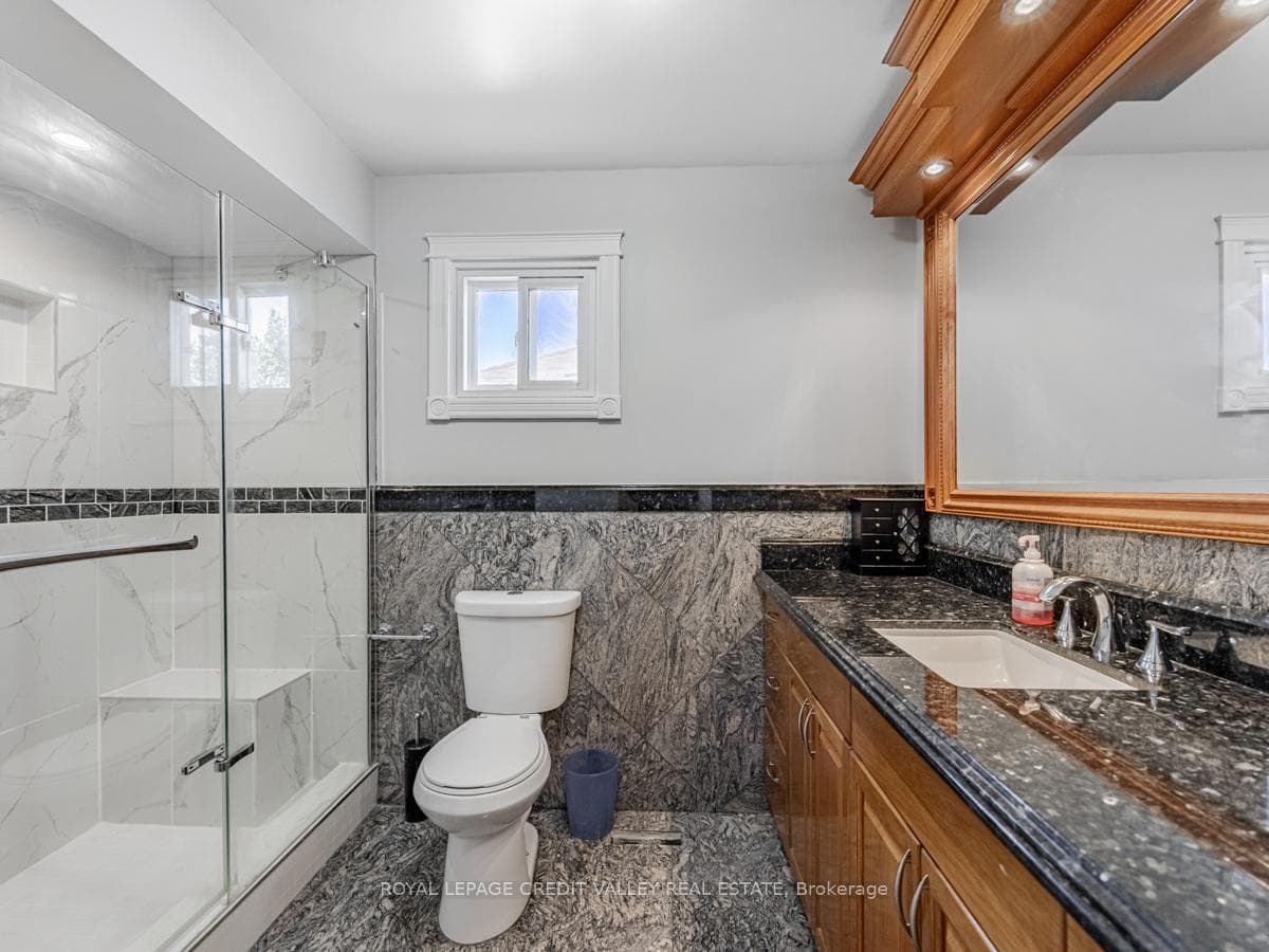 5588 Millbrook Lane photo 21