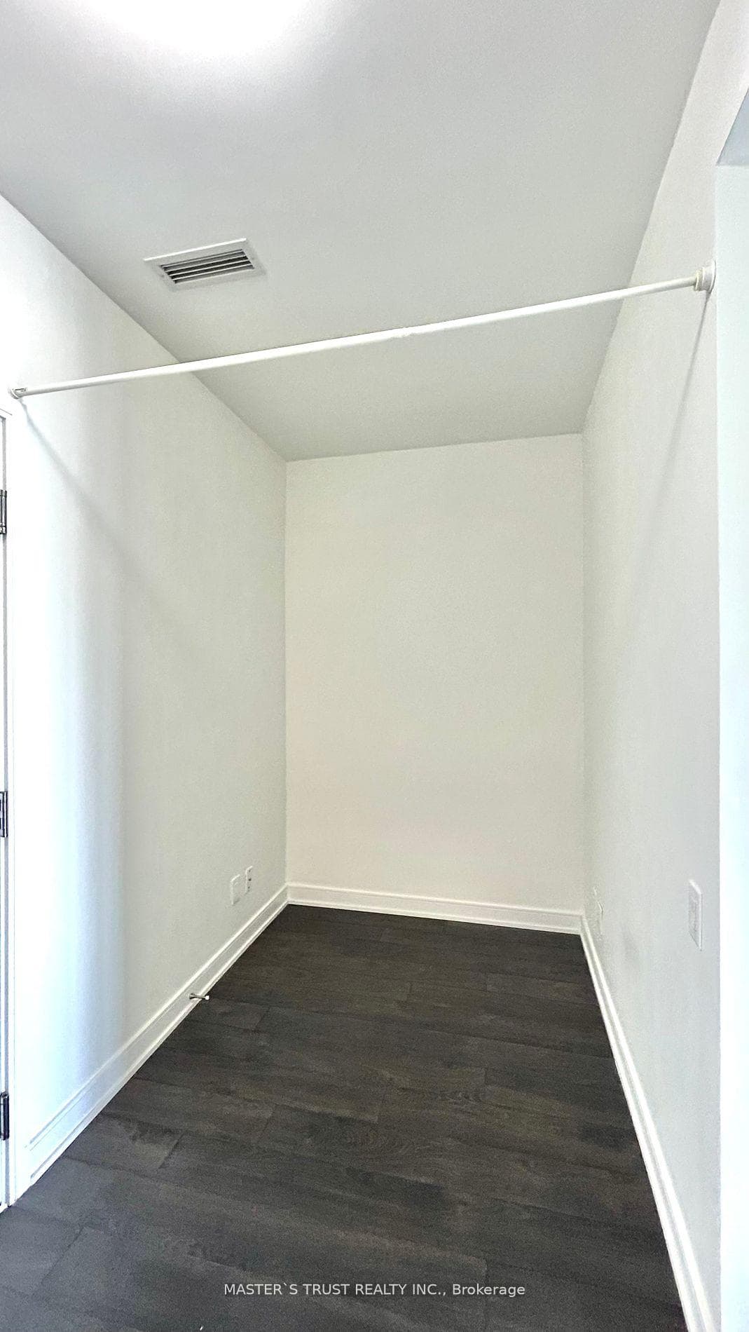 57 St Joseph Street Unit 815 photo 6