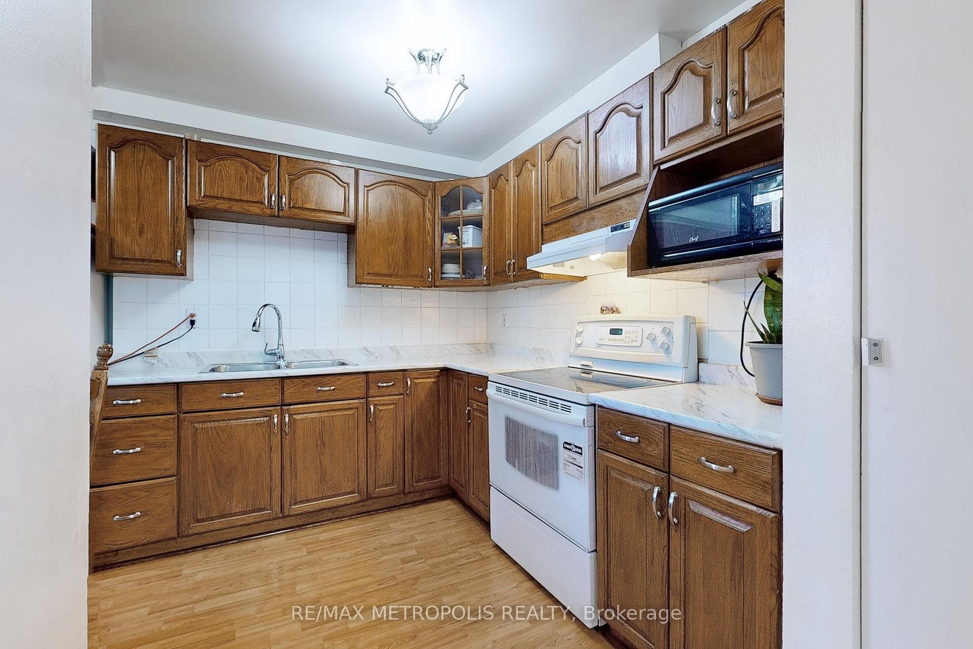 6442 Finch Avenue Unit 216 photo 18