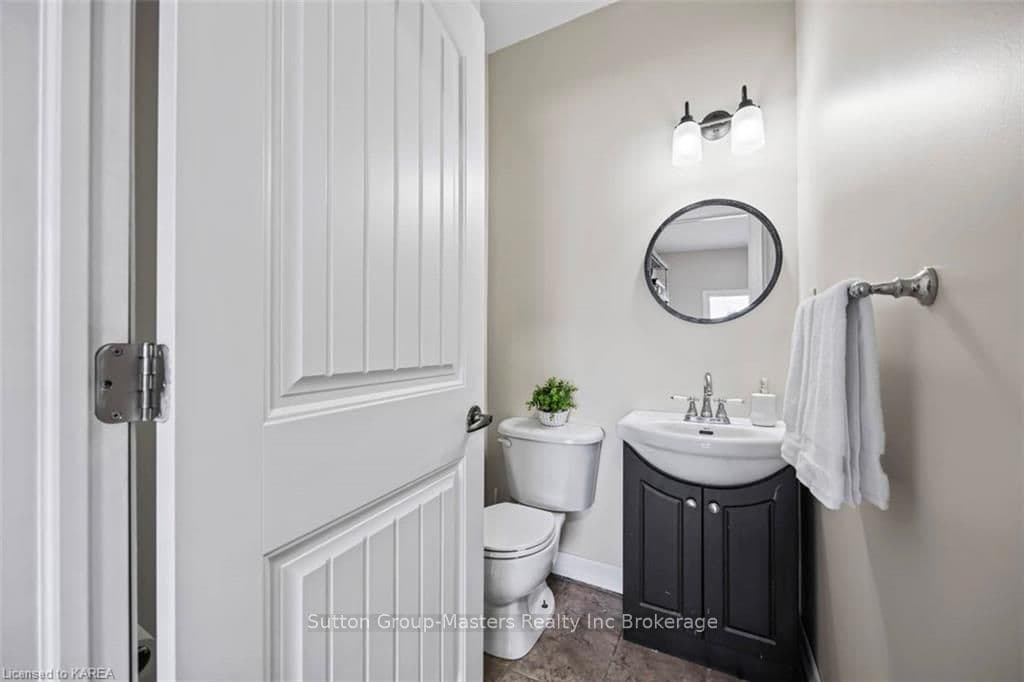 2353 MCIVOR Road photo 29
