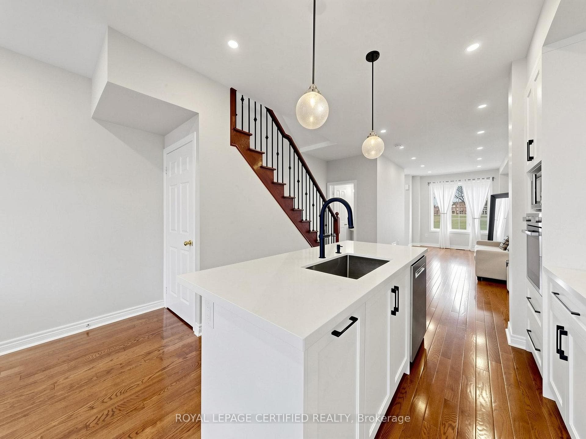 47 Red Brick Road photo 12