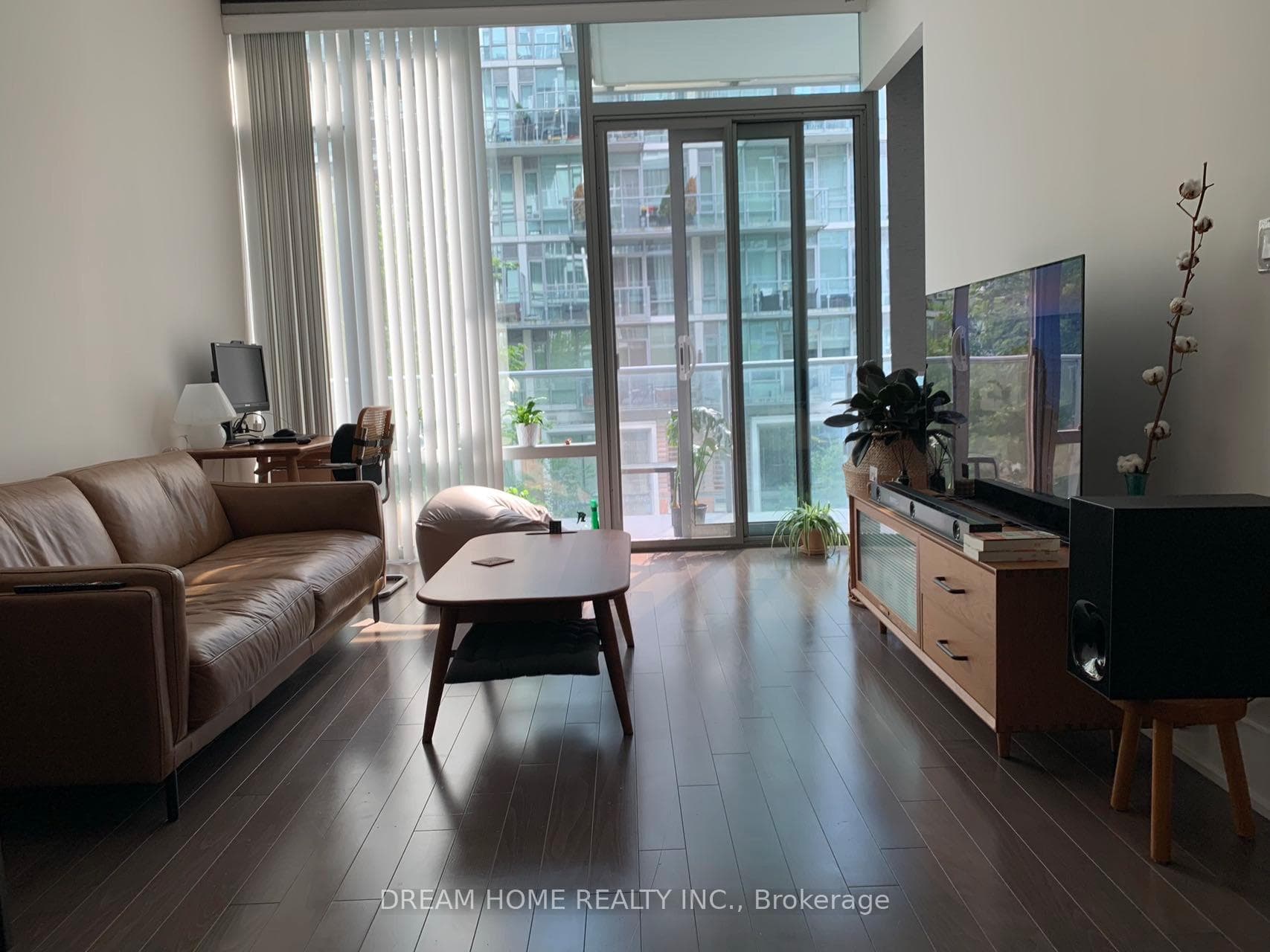 39 Queens Quay Unit 305 photo 5