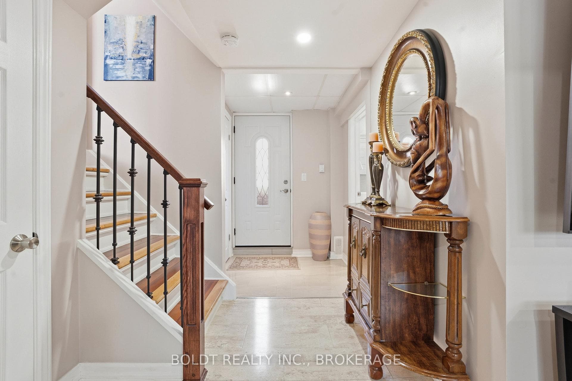 628 Vine Street photo 29