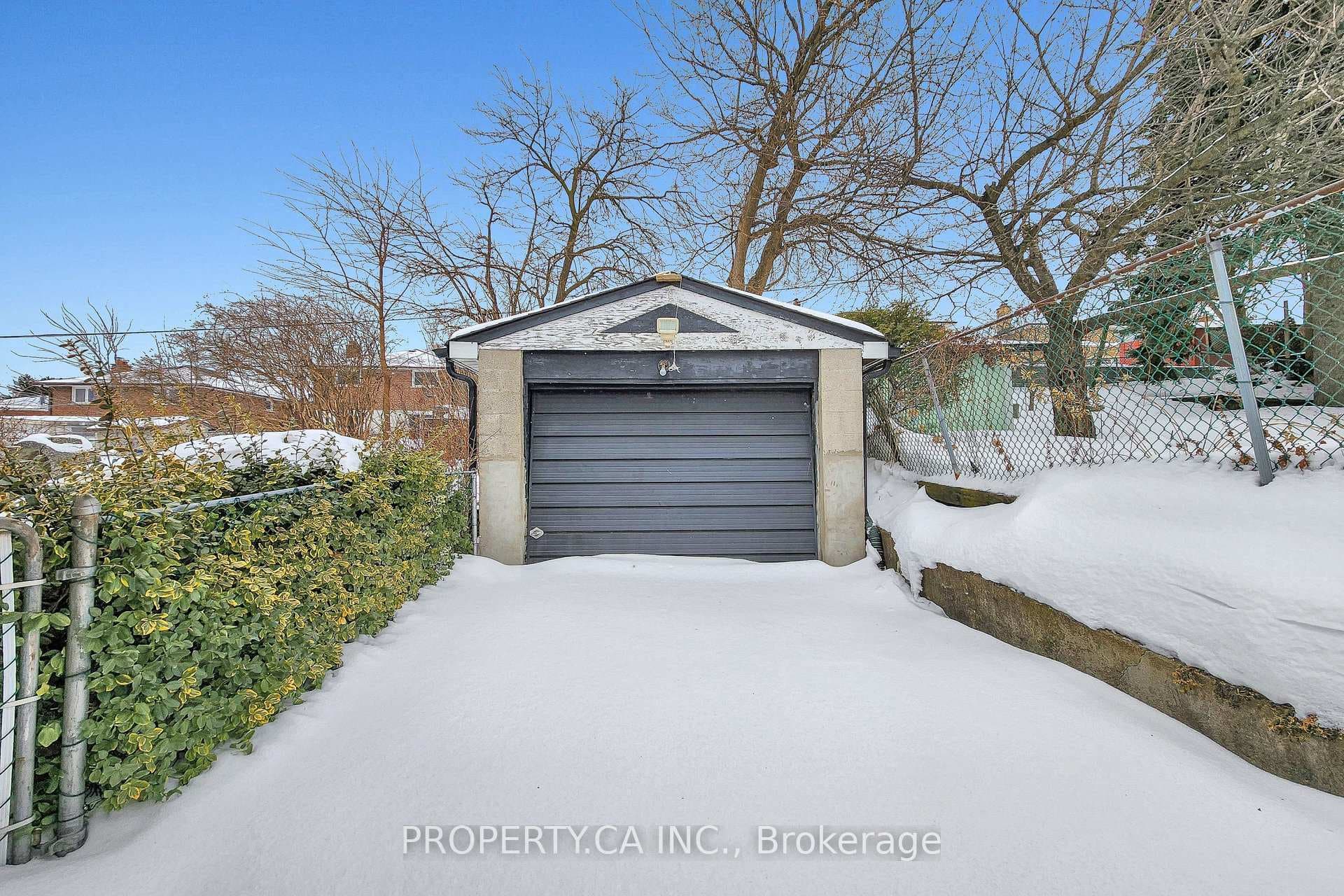 47 Greendowns Drive photo 40