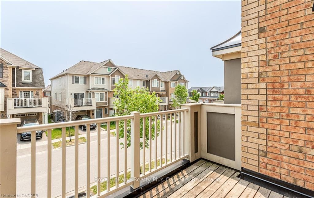 243 SEPTIMUS Heights photo 41