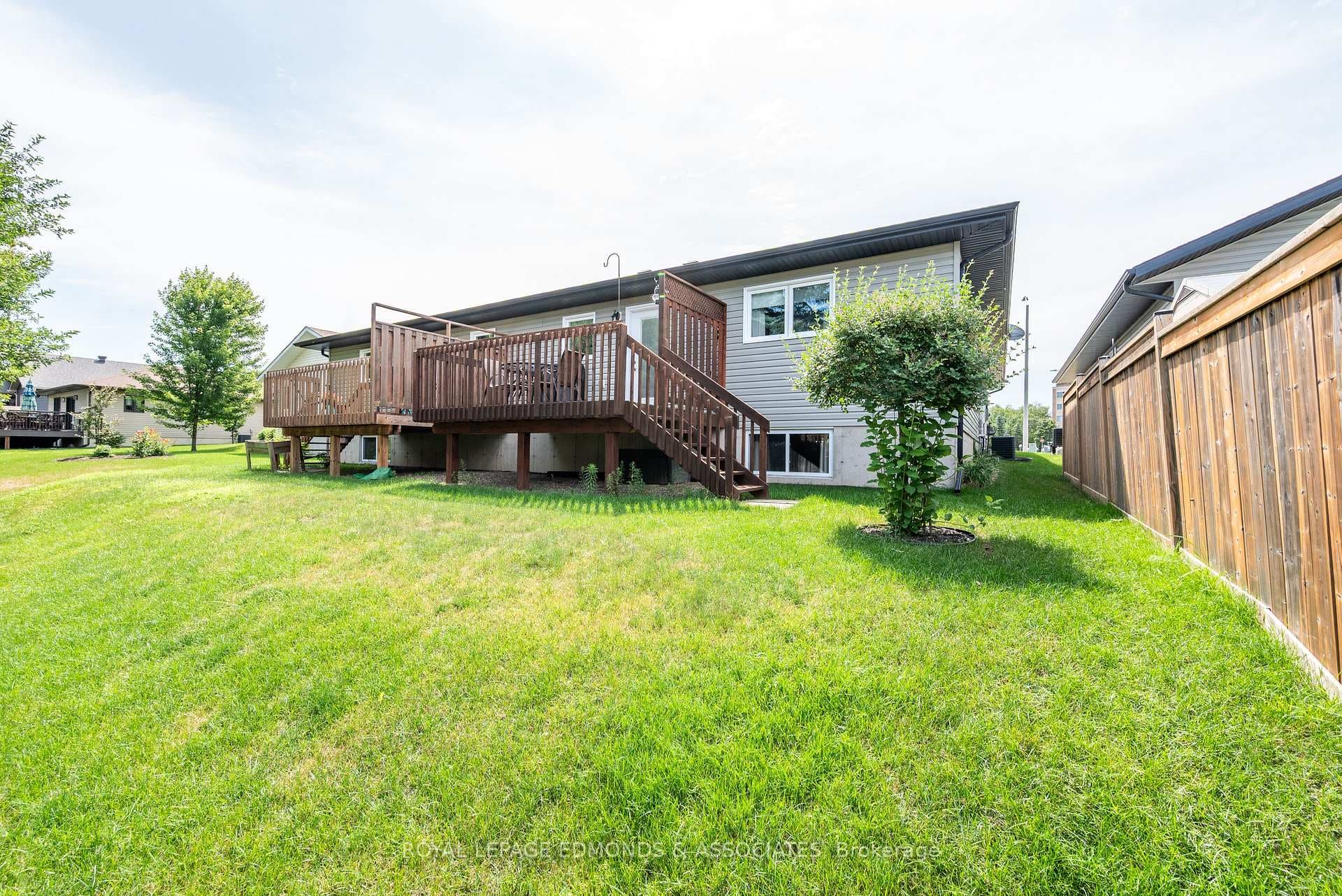375 Patricia Avenue photo 34