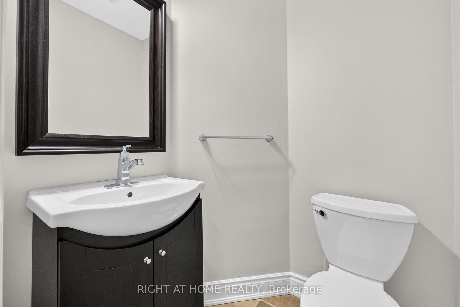 346 Creek Path Avenue photo 9