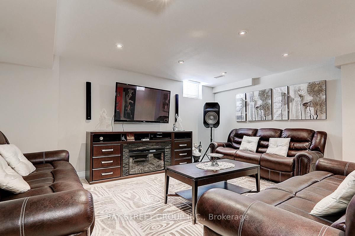 59 Robert Grundy Road photo 40