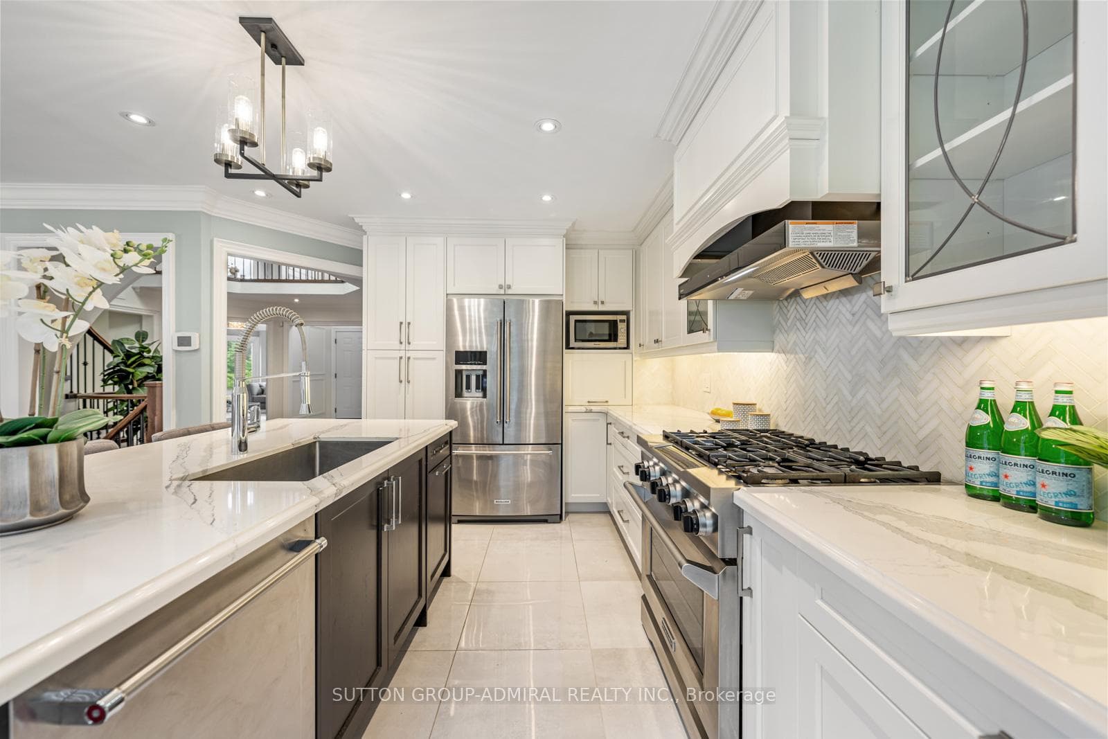 444 Mill Street photo 9