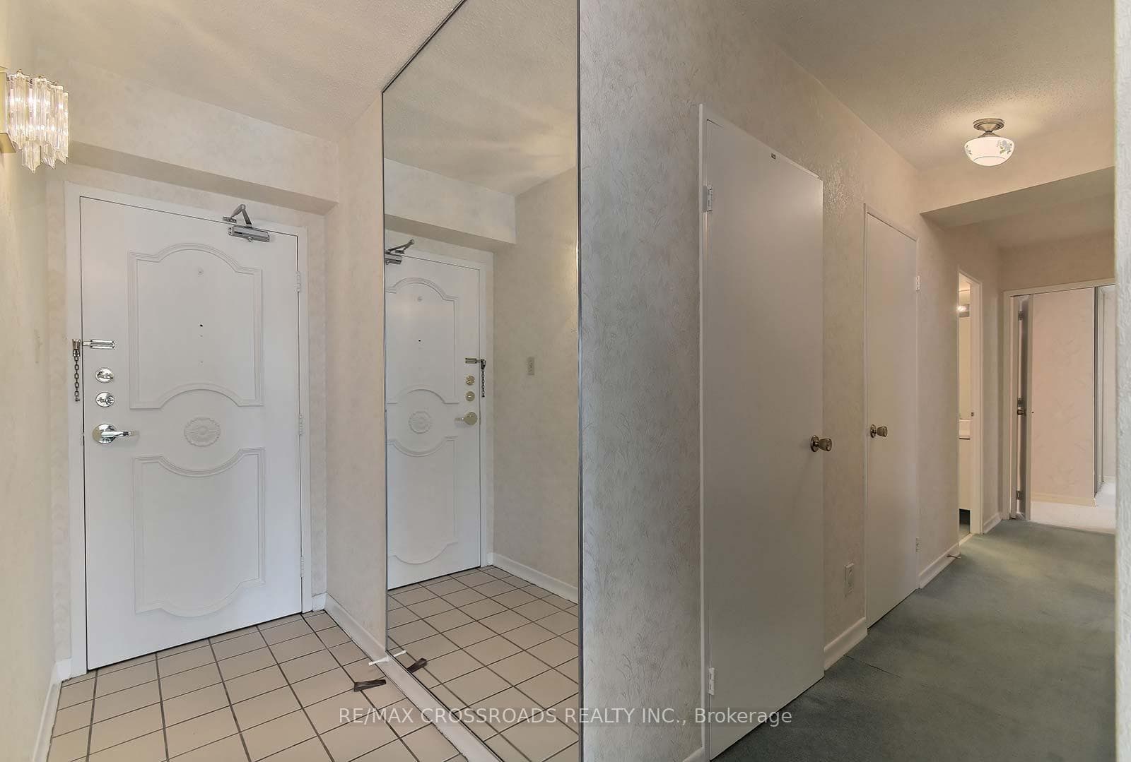 121 Ling Road Unit 910 photo 8