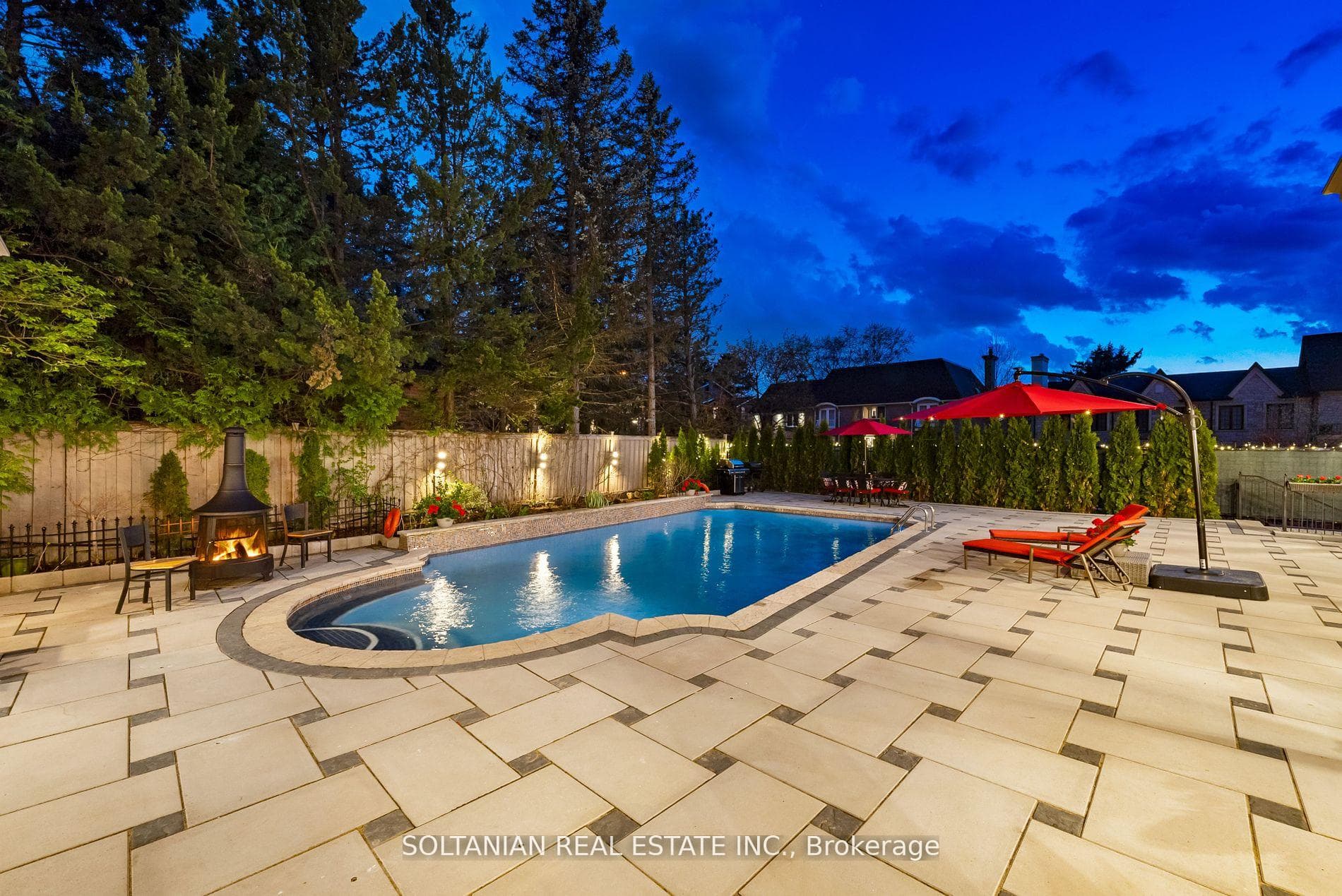 139 Denlow Boulevard photo 37
