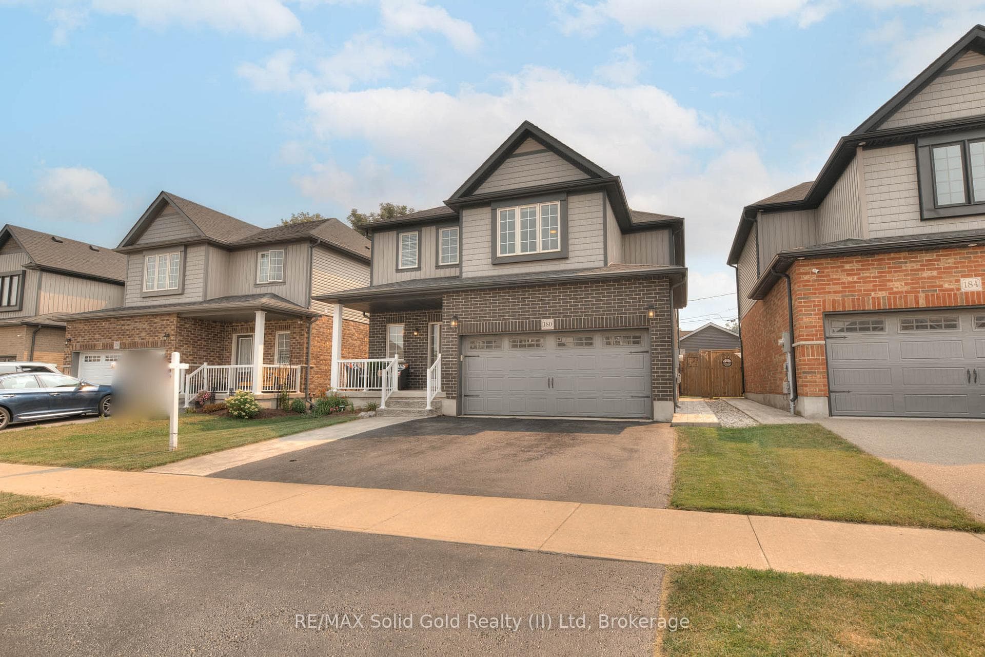 180 Snyder Avenue photo 3