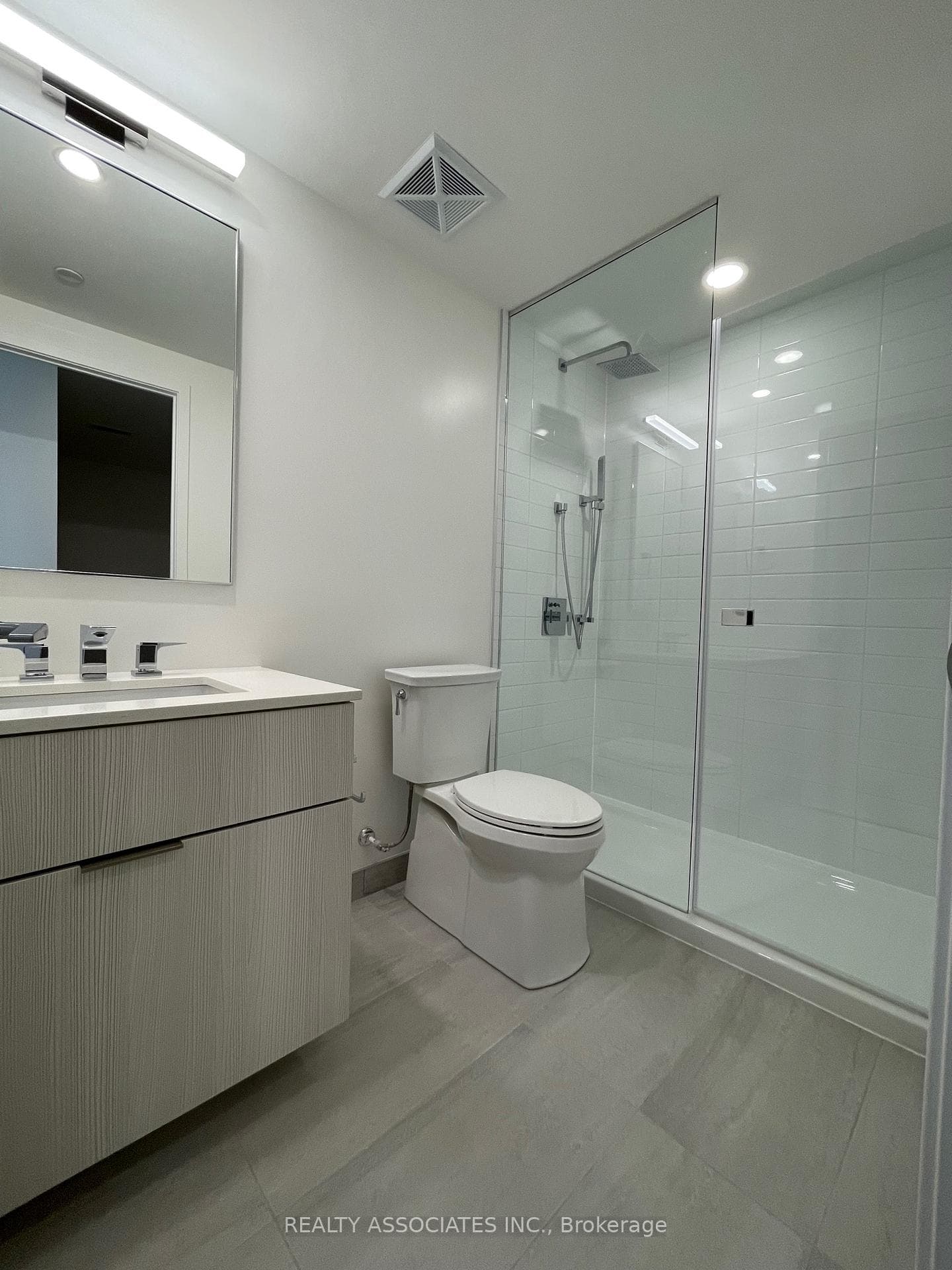 25 Richmond Street Unit 213 photo 7