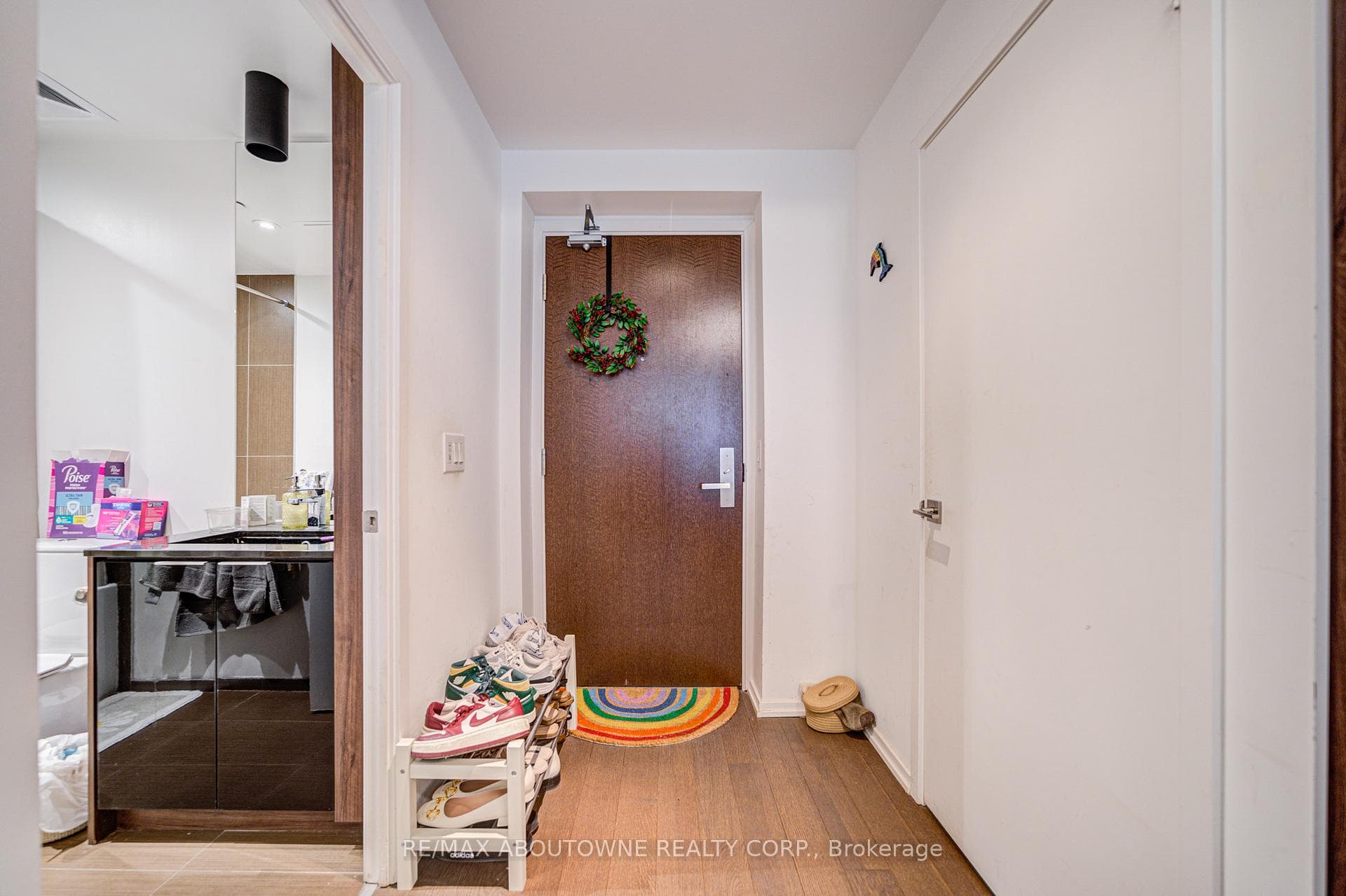 70 Temperance Street Unit 1807 photo 10