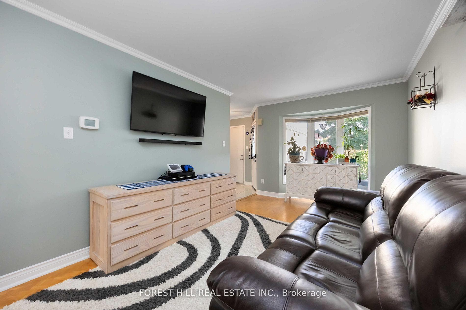101 Gray Avenue photo 6