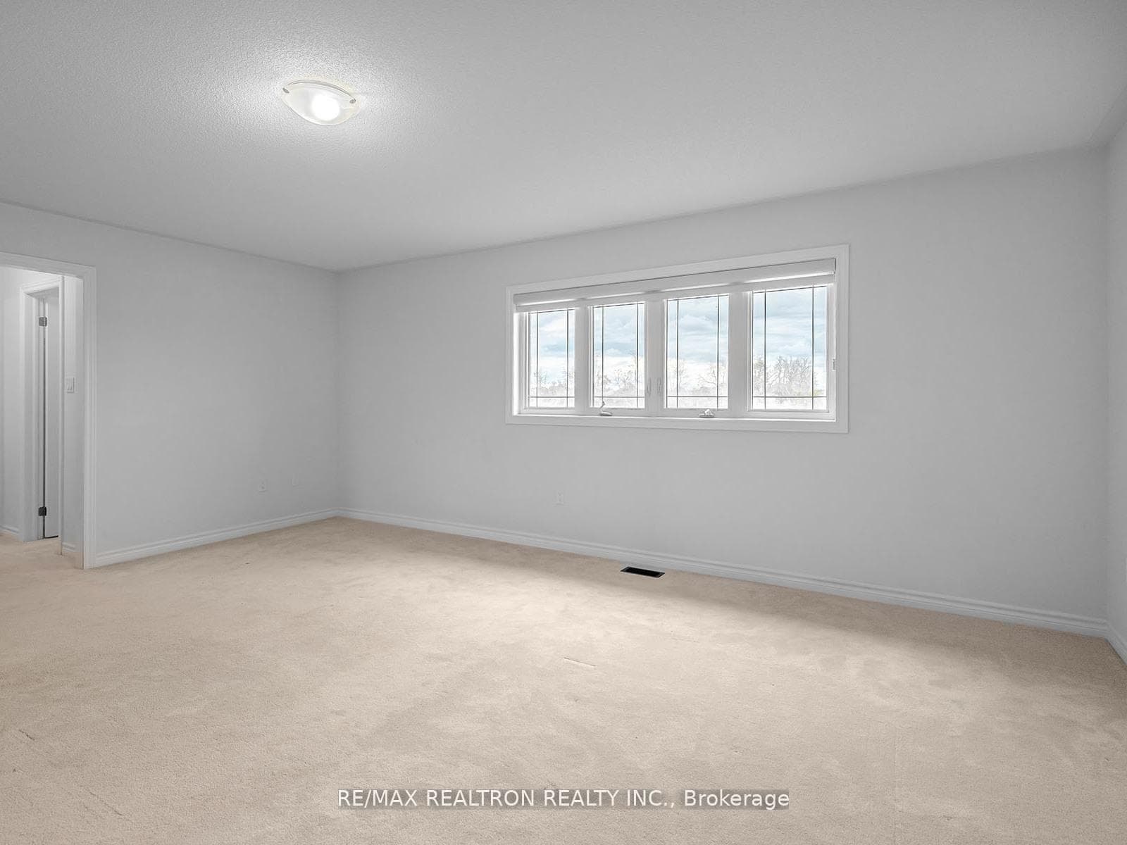 13 Stoddart Street photo 17