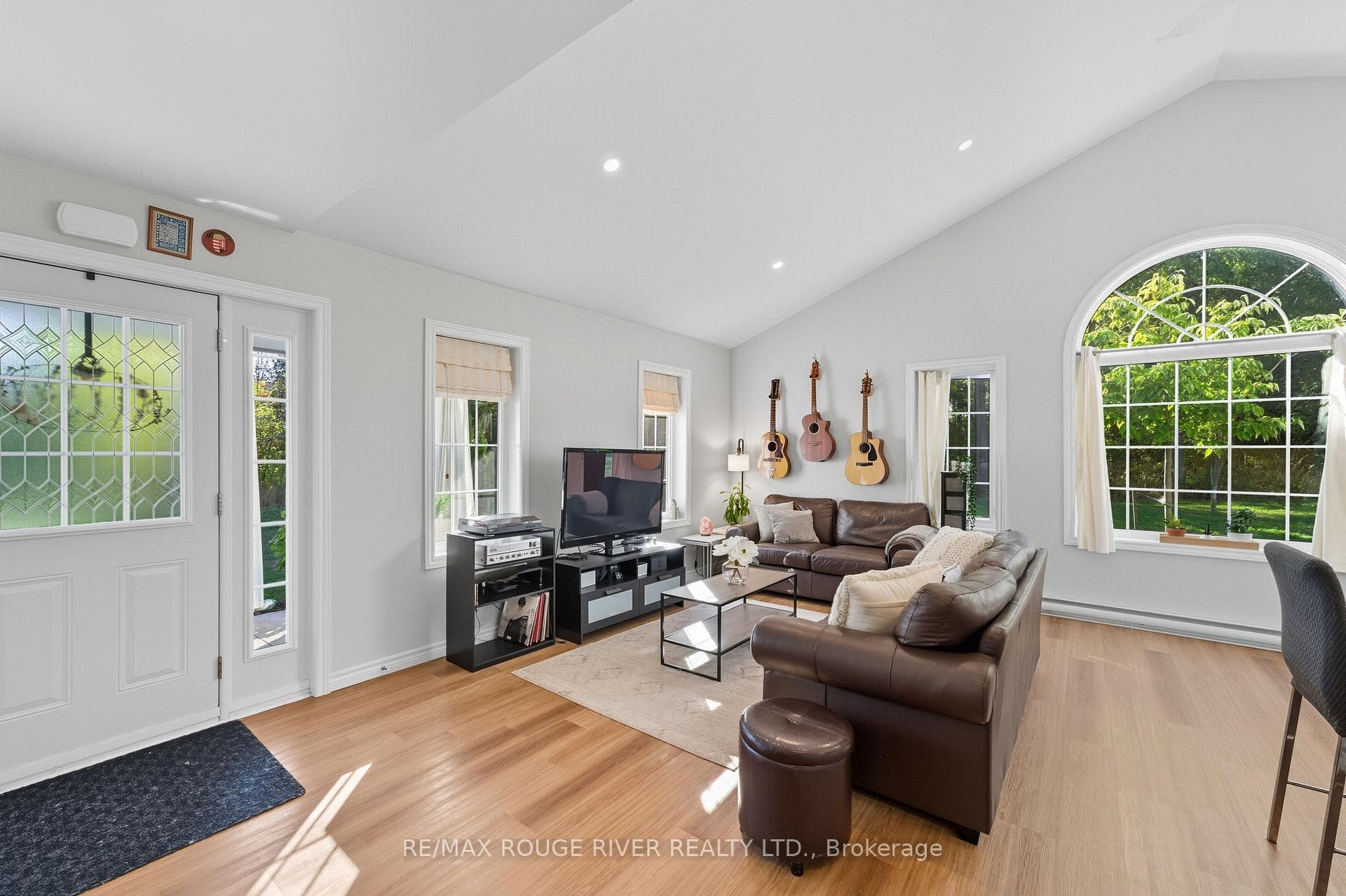 300 Croft Street Unit 103 photo 4