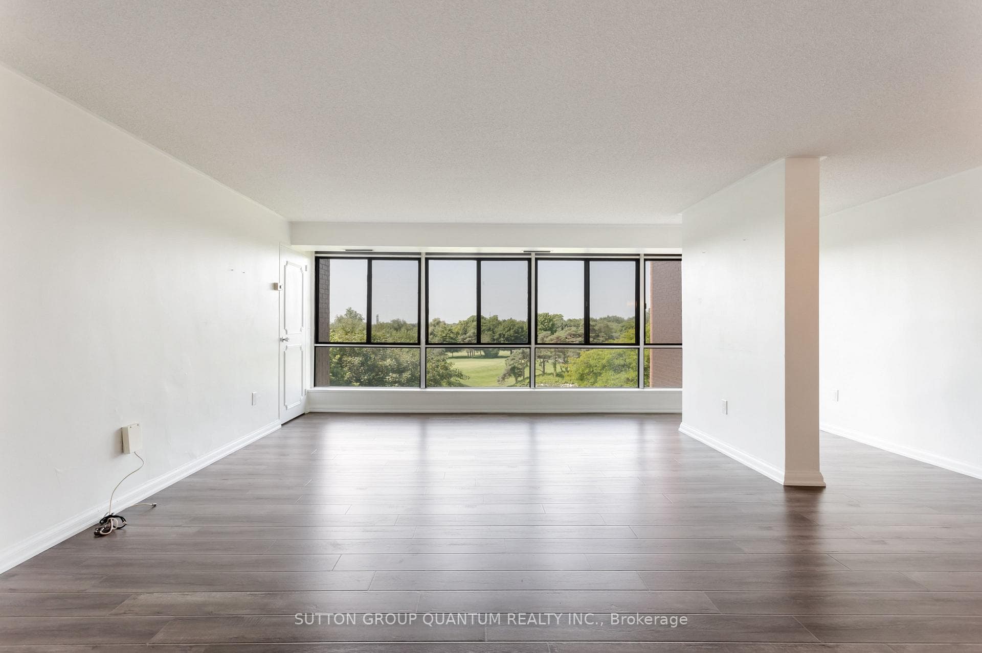 1400 Dixie Road Unit 605 photo 8