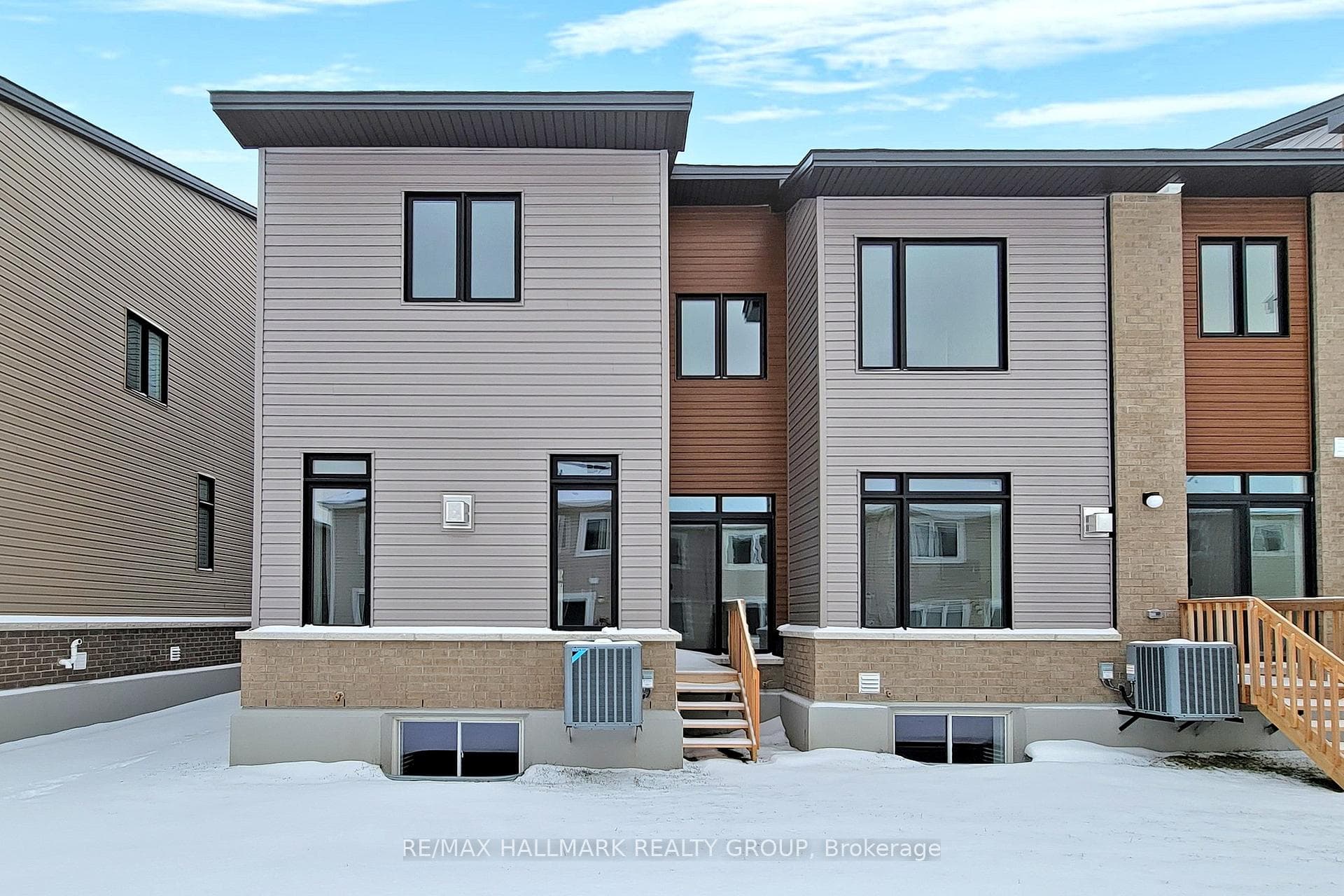 718 Twist Way photo 30